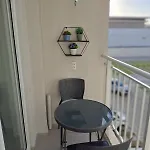 Ap 2 quartos ,condomínio mirante clube